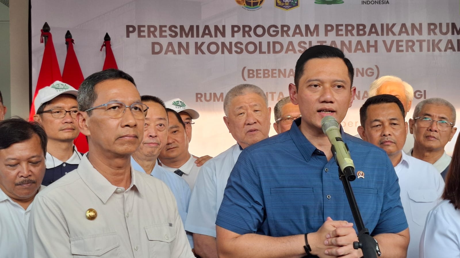 Didampingi Menteri AHY, Heru Budi Kunjungi Revitalisasi Rumah KTV Kedua di Tanah Tinggi