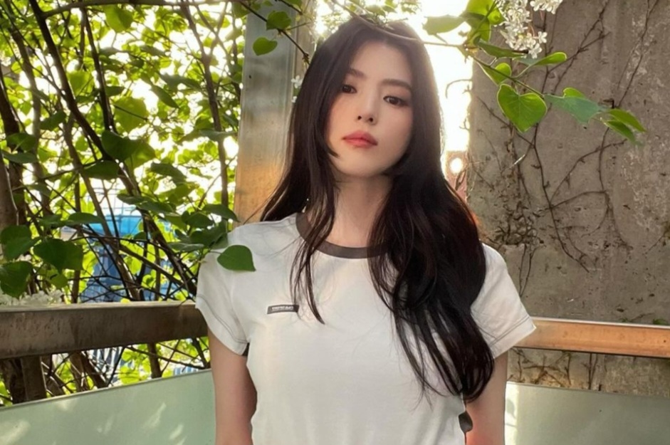 Dituding Sengaja Buat Fake Account Untuk Jadi Haters Hyeri, Agensi Han So Hee Buka Suara
