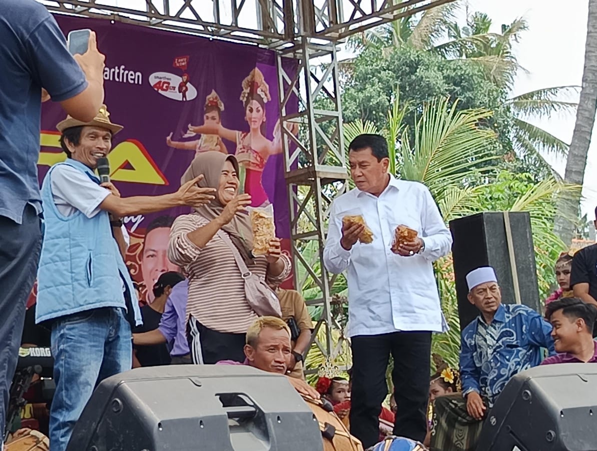 Apresiasi Produk UMKM Warga Kecamatan Sukadiri, Maesyal Rasyid Ajak Warga Lain Ikut Berkontribusi Tingkatkan UMKM