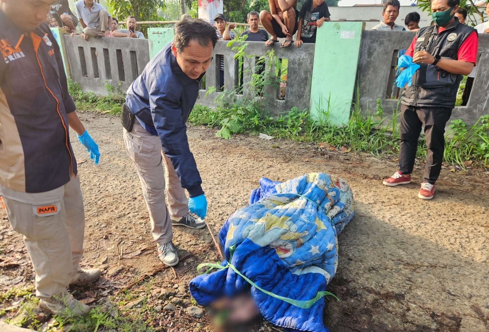 Terungkap! Pria di Cikupa Cekik Wanita MiChat hingga Tewas Gegara Disebut Badannya Bau, Mayatnya Dibungkus Kasur dan Dibuang di Jalan