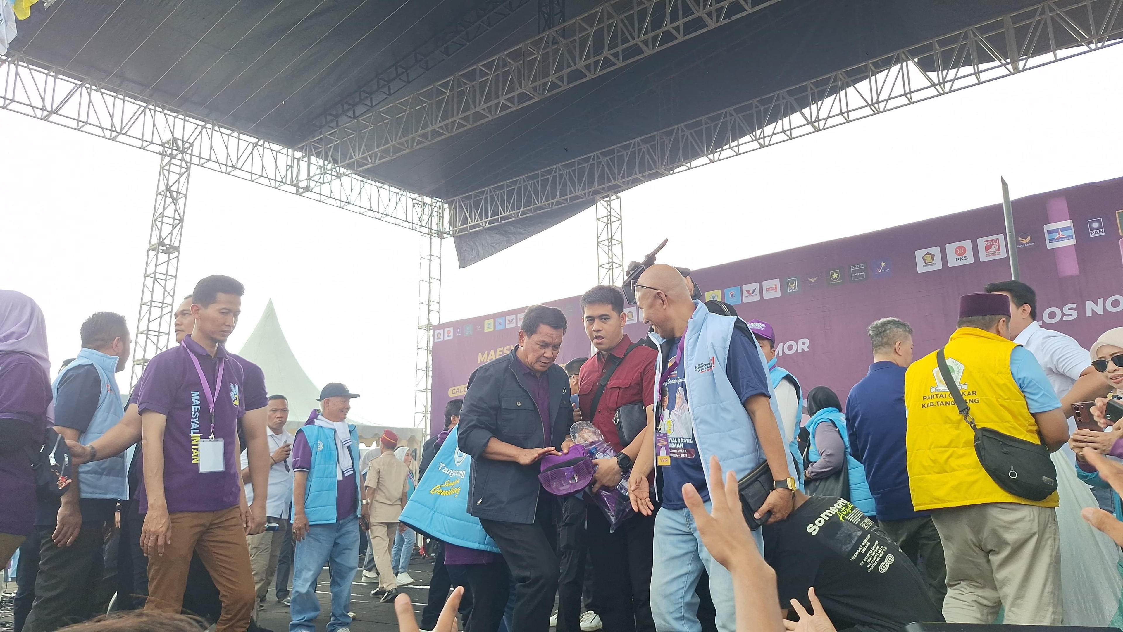 PECAH! Dimeriahkan D'Masiv Hingga Charlie Setia Band, Ribuan Warga Padati Kampanye Akbar MADANI