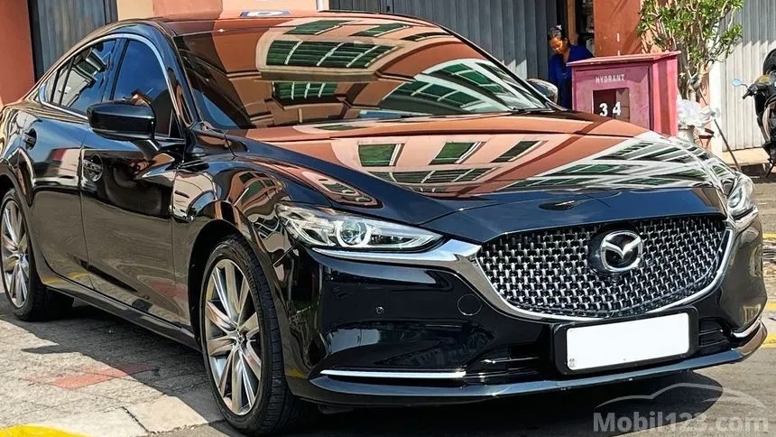 Simulasi Kredit Mobil Bekas Mazda 6 Elite Sedan 2022, Tawarkan Desain Mewah dengan Angsuran Murah!