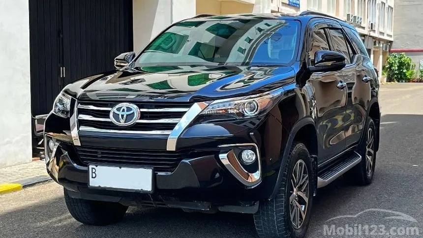 Toyota Fortuner VRZ 2019 Kini Mudah Dimiliki, Mobil Bekas ini Tawarkan Angsuran Kredit Ringan