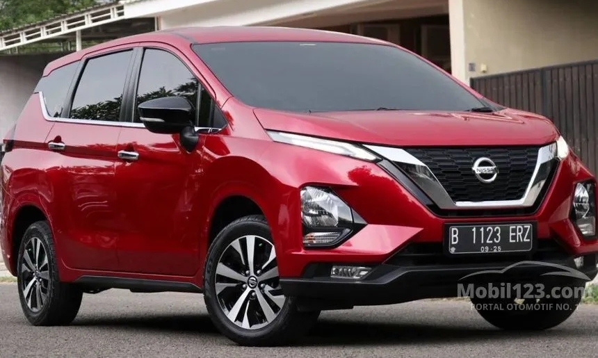 Simulasi Kredit Mobil Bekas Nissan Livina 2019 di Daerah Jakarta, Cicilannya Cuma 4 Jutaan!