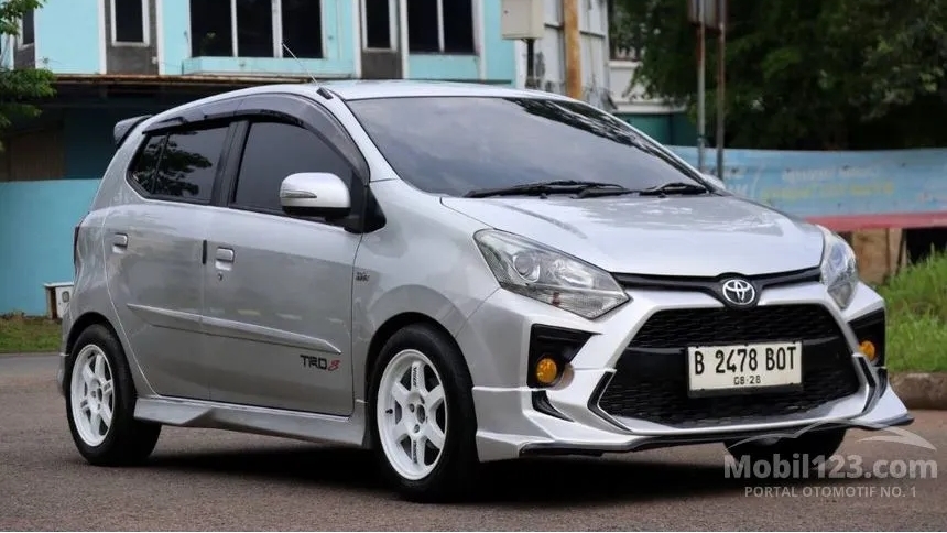 Simulasi Kredit Toyota Agya 2017 Bekas, Angsurannya Cuma 2 Jutaan, Gaji UMR Udah Bisa Punya Mobil!