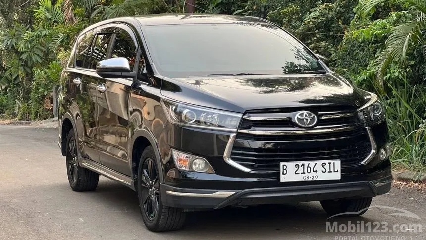Cicilan Mulai dari 8 Jutaan, Toyota Innova Venturer 2019 Bekas Cocok untuk Liburan Nataru, Simulasi Kreditnya Ramah di Kantong