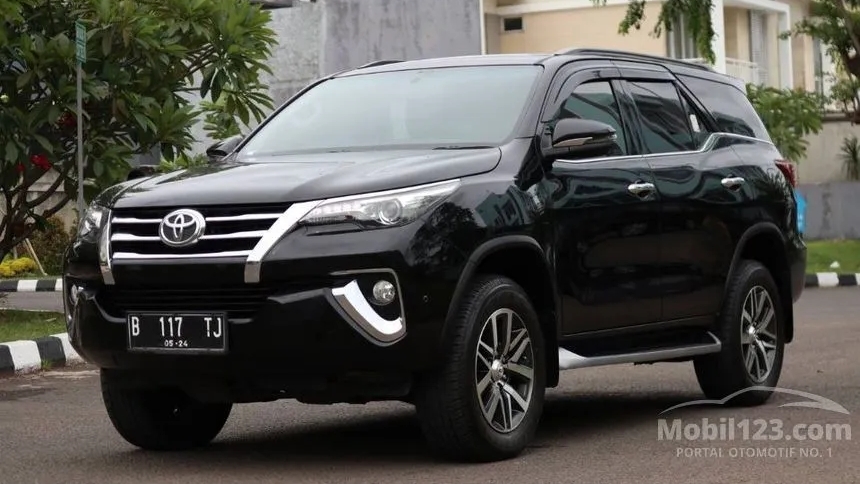 TDP Mulai Dari Rp5 Juta, Toyota Fortuner VRZ 2019 Bekas Ini Tawarkan 4 Pilihan Paket Angsuran, Cek Simulasi Kreditnya