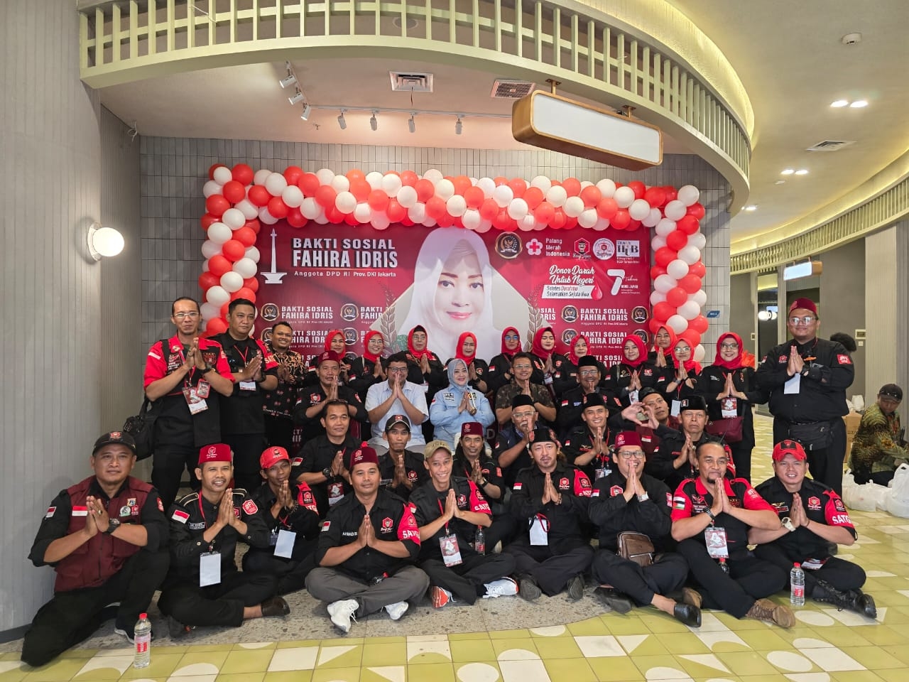 Gelar Bakti Sosial dan Donor Darah Akhir Tahun, Senator Fahira Idris Ingin Jakarta yang Kuat dan Tangguh