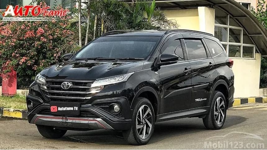 Simulasi Kredit Toyota Rush TRD Sportivo 2019 Bekas di Akhir Tahun 2024, Segini DP dan Angsurannya