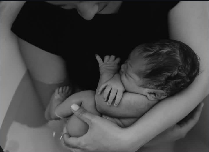 Ternyata Segini Biaya Persalinan Water Birth yang Dikeluarkan Nikita Willy Untuk Lahiran Anak Kedua