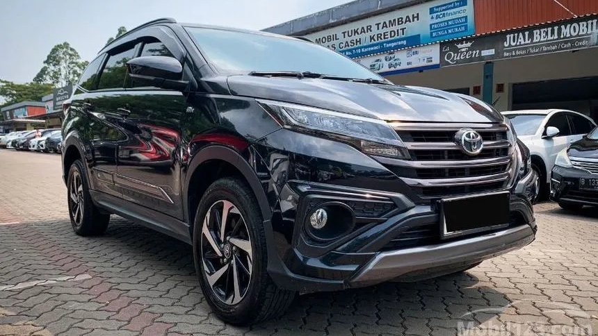 Simulasi Kredit Mobil Bekas: Toyota Rush GR Sport 2023, DP Lebih Murah Dari Harga Motor Yamaha NMAX Baru