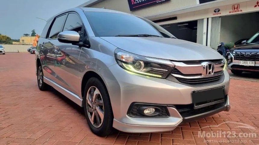 Cocok Buat Liburan Tahun Baru 2024, Harga Mobil Bekas Honda Mobilio 2020 Matic, Cuma Segini, Ada Simulasi Kreditnya