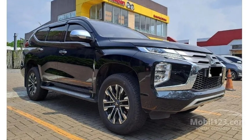 Simulasi Kredit Mobil Bekas Mitsubishi Pajero Sport Dakar Diesel AT 2023, Segini Angsurannya