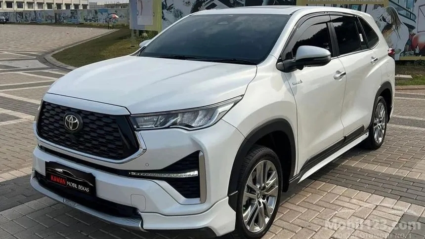 Simulasi Kredit Mobil Bekas Toyota Kijang Innova Zenix Hybrid 2023, di BCA Finance, Tenor dan Angsuran Bisa Disesuaikan