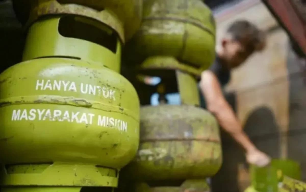 Warga Pamulang Tangerang Meninggal Dunia Usai Kelelahan Antre LPG 3 Kg dan Tenteng 2 Tabung Gas Seorang Diri