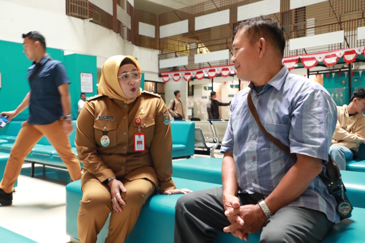 Wabup Intan: Pelayanan e-KTP Harus Dipindah ke Tingkat Kecamatan Agar Lebih Mudah dan Nyaman