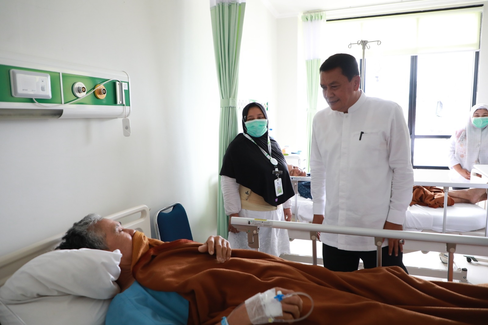 Pesan Bupati Tangerang Kepada Dokter dan Perawat RSUD Tigaraksa: Layani Setiap Pasien dengan Baik, Tanpa Lihat KTP Asal dan PBJS atau Bukan