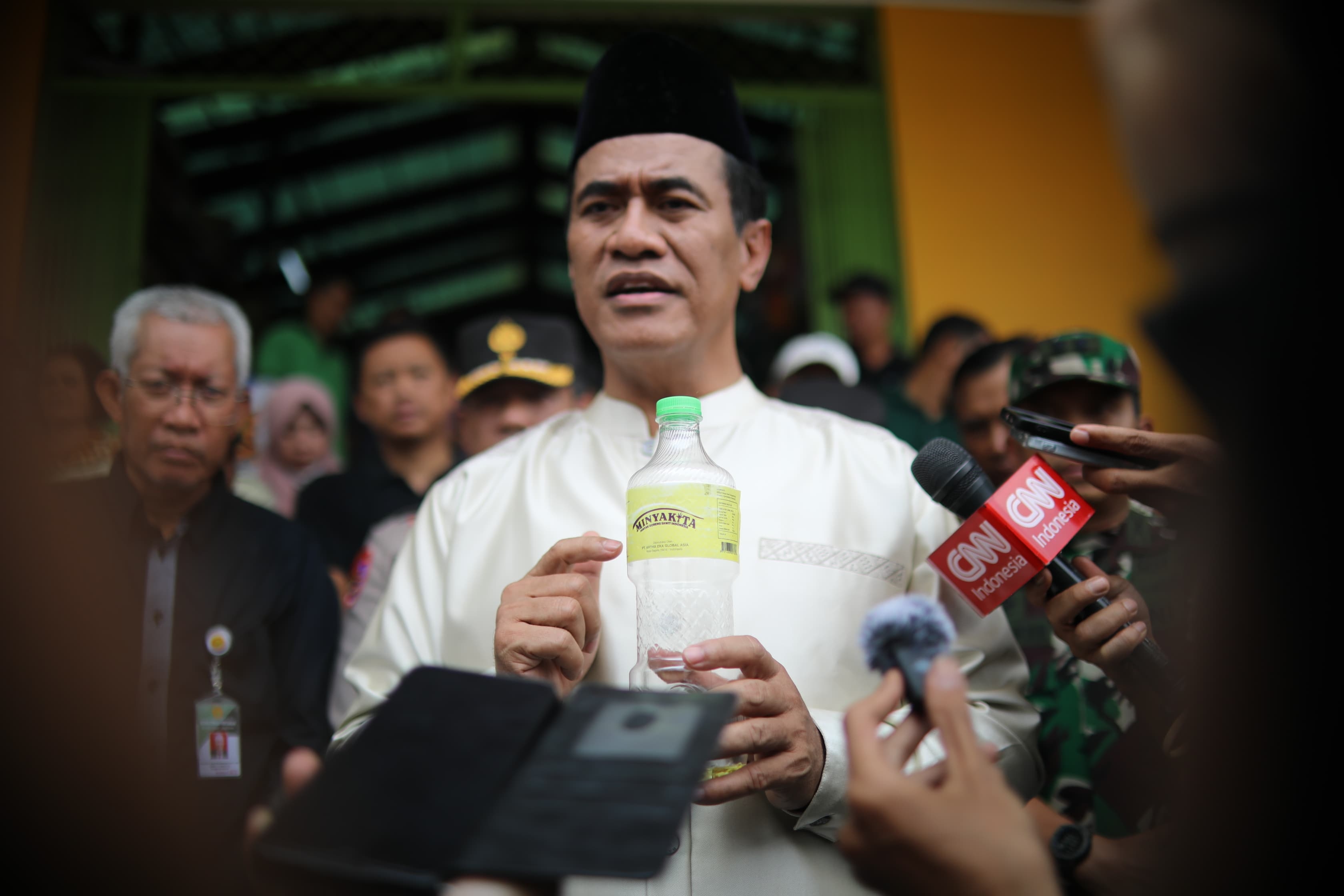 3 Perusahaan Minyakita Ditemukan Sunat Volume, Mentan Amran Minta Tutup dan Segel Perusahaannya