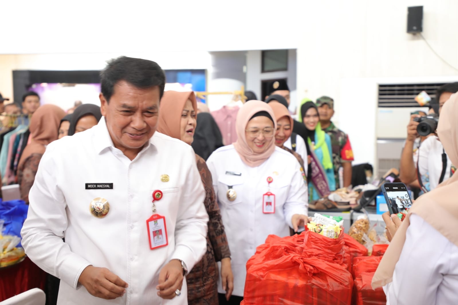 Antisipasi Kenaikan Harga Pangan Jelang Lebaran 2025, Pemkab Tangerang Sediakan 7.250 Paket Sembako di Bazar Tebus Murah