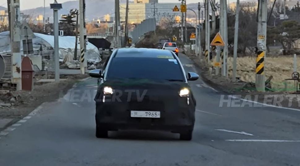 Hyundai Beri Lampu Hijau Soal Kabar Peluncuran Stargazer Cartenz Facelift 2025