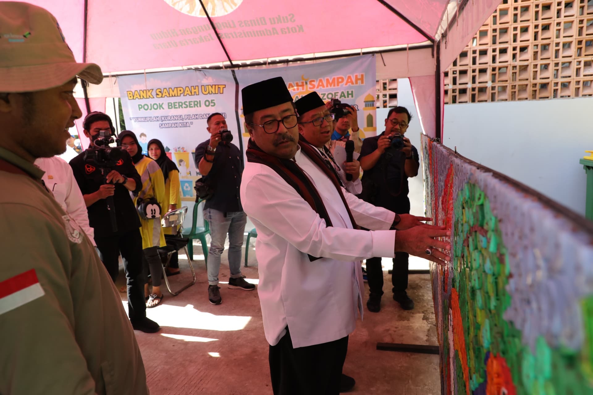 Kurangi Gunungan Sampah di Bantargebang, Pemprov DKI Resmikan 4 TPS 3R Baru, Simak! Berikut Lokasinya