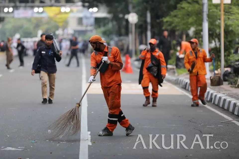 Dinas LH DKI Siagakan 2.906 Petugas Kebersihan Selama Libur Lebaran 2025, Tiap Kecamatan 70 Petugas
