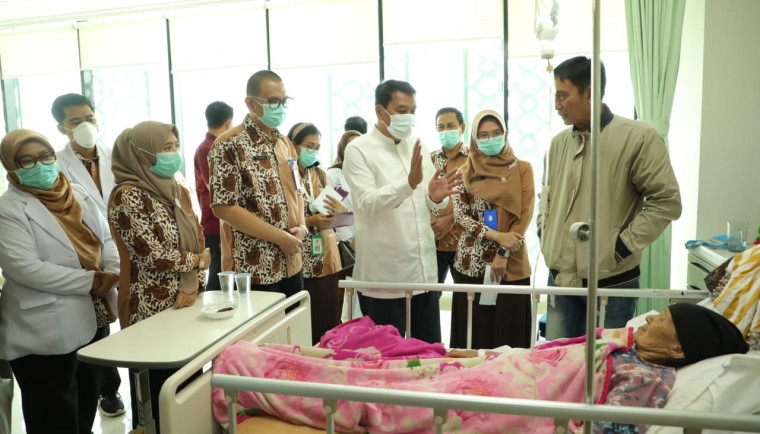 Cek Kesiapan RSUD Tigaraka dan RSUD Balaraja Jelang Lebaran 2025, Bupati Maesyal Minta Tenaga Kesehatan Berikan Pelayanan Terbaik