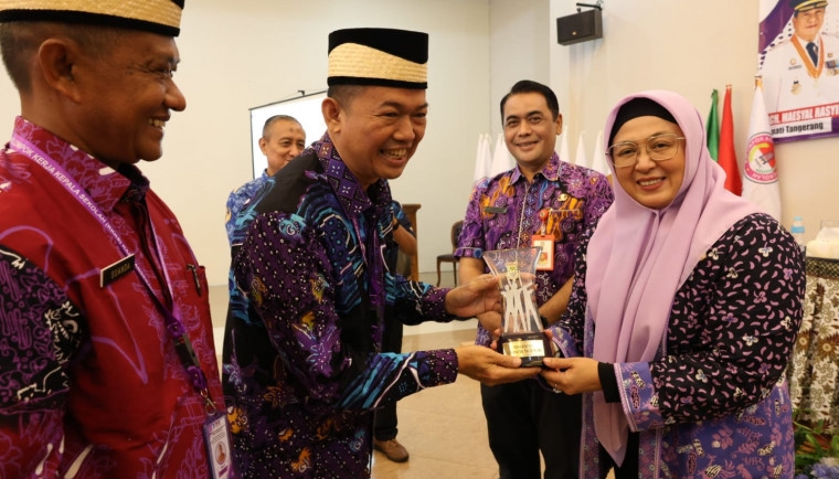 Tutup Workshop Peningkatan Kompetensi, Wabup Intan Ajak Kepala Sekolah se-Kabupaten Tangerang Bangun Ekosistem Pendidikan Inklusif dan Berkelanjutan