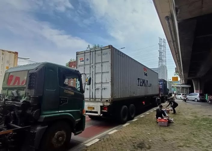 Kemacetan Parah di Tanjung Priok, Gubernur Pramono Minta Maaf dan Ungkap Penyebabnya