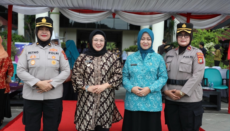 Pimpin Upacara Peringatan Hari Kartini 2025 di Puspemkab Tangerang, Wabup Intan Berharap Lebih Banyak Perempuan Jadi Agen Perubahan