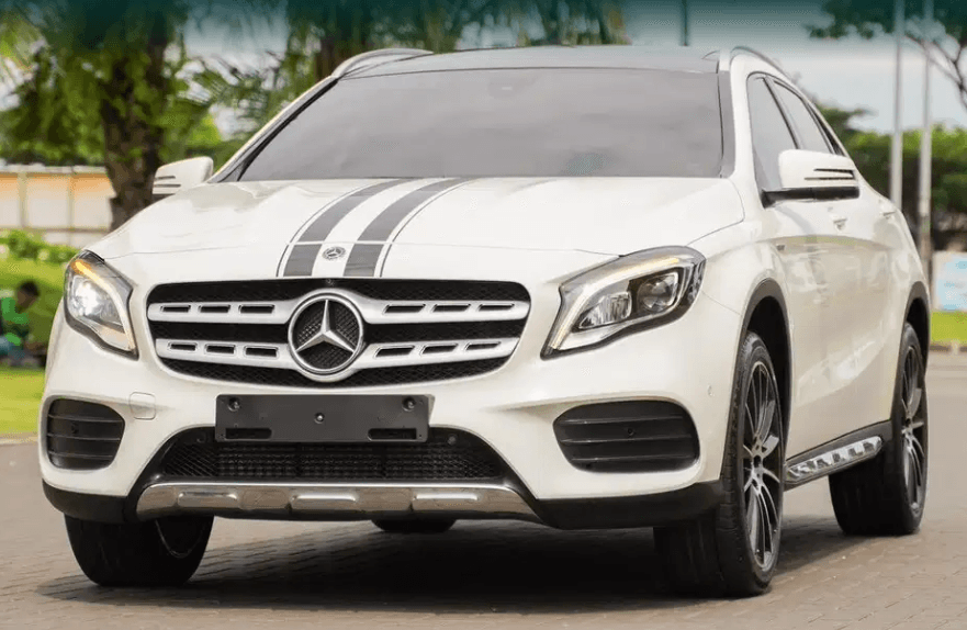 Simulasi Kredit Mobil Bekas Mercedes Benz GLA200 AMG Edition 50 2017, Unit Langka, Tenor 1 Tahun Dapat Cicilan Bunga Nol Persen!
