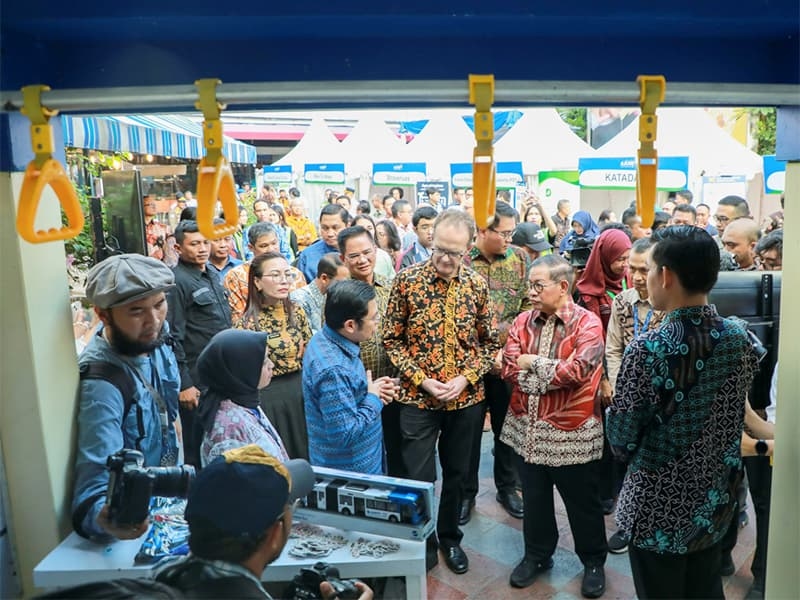 Asyik! Transjakarta dan Bank DKI Sediakan Kartu Layanan Gratis di Jakarta Urban Mobility Festival 2025 di Blok M, Berikut 10 Golongan yang Bisa Dapat!