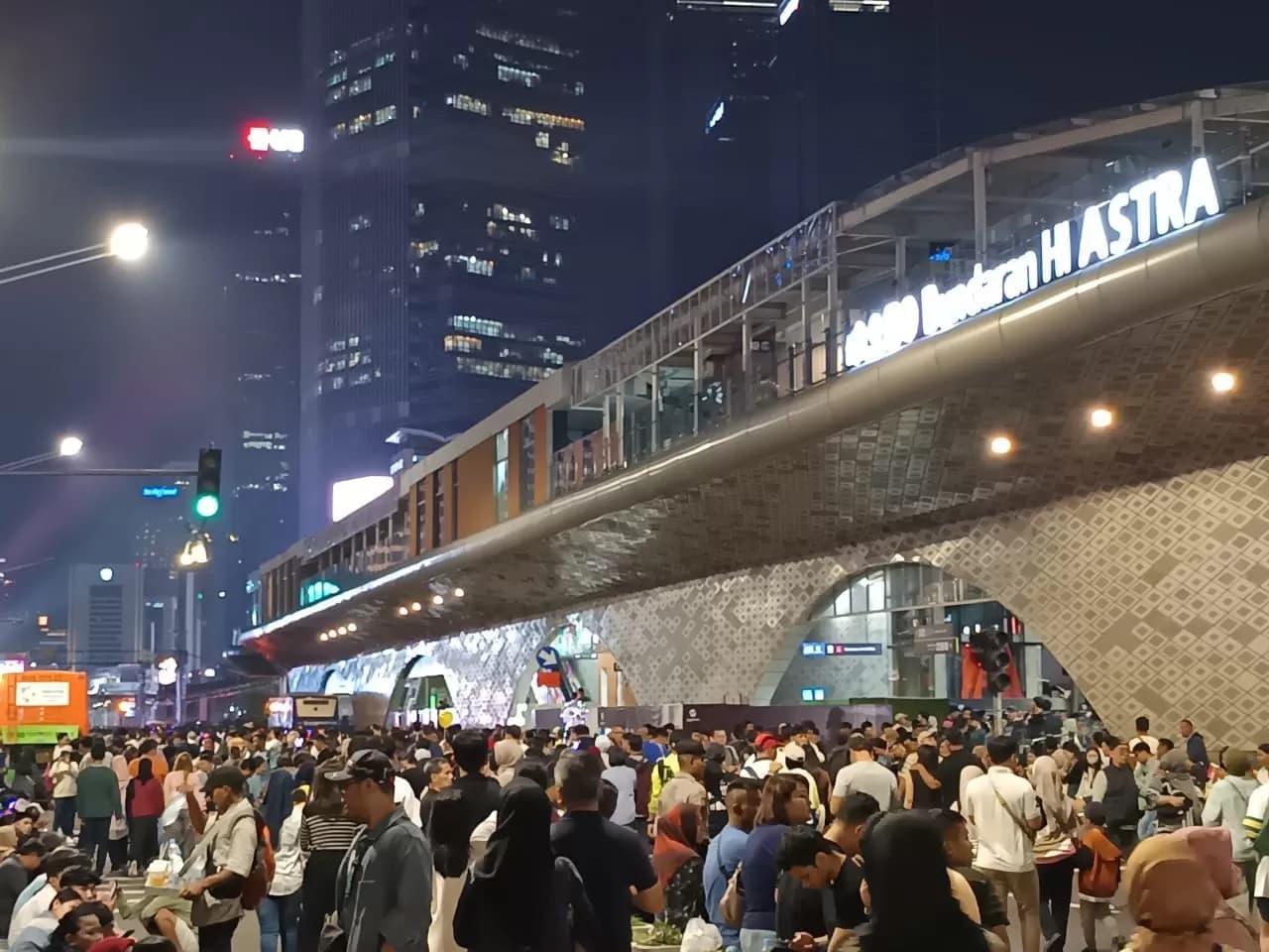Pramono Ajak Warga Padamkan Lampu Selama Satu Jam Malam Ini, Berikut Daftar Jalan dan Wilayah yang Akan Dipadamkan Serentak!