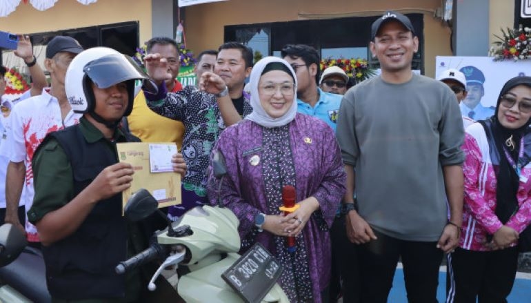 Potong Mata Rantai Percaloan Saat Urus Adminduk, Wabup Tangerang Intan Nurul Hikmah Resmikan Program GRUDUK di Kecamatan Gunung Kaler