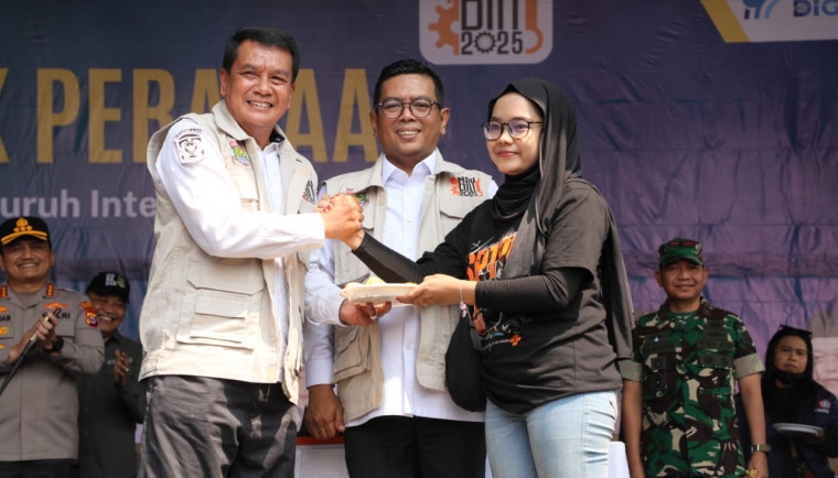 Peringatan May Day 2025 di Kabupaten Tangerang Berlangsung Meriah, Bupati Maesyal Ajak Kolaborasi Perkuat Sinergi Tripartit