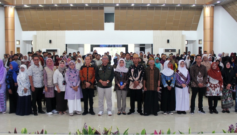 Prihatin Angka Minat Baca di Indonesia Masih Sangat Rendah, Dindik Kabupaten Tangerang Bersama 250 Guru SD dan SMP Deklarasi Gerakan Literasi Sekolah