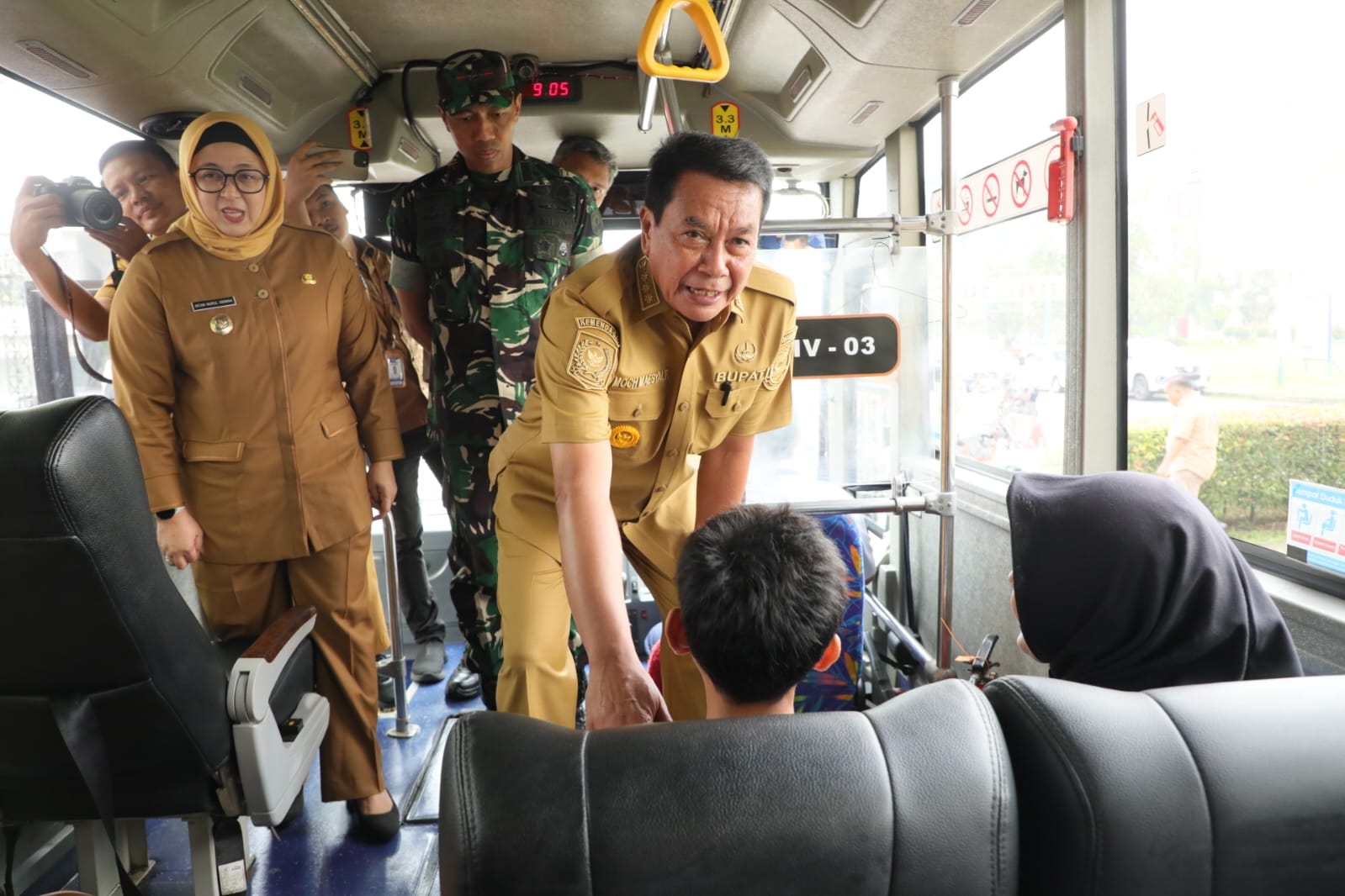 Pemkab Tangerang Luncurkan Program Angkutan Sekolah Gratis untuk Pelajar, Berikut Rute Uji Coba Zona 1 Tigaraksa dan Jam Operasionalnya