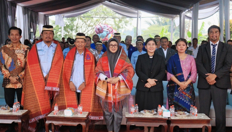 Resmikan Persiapan Resort Gereja HKBP Taman Adiyasa Solear, Wabup Intan: Persatuan dalam Keberagaman Jadi Kunci Kemajuan Kabupaten Tangerang