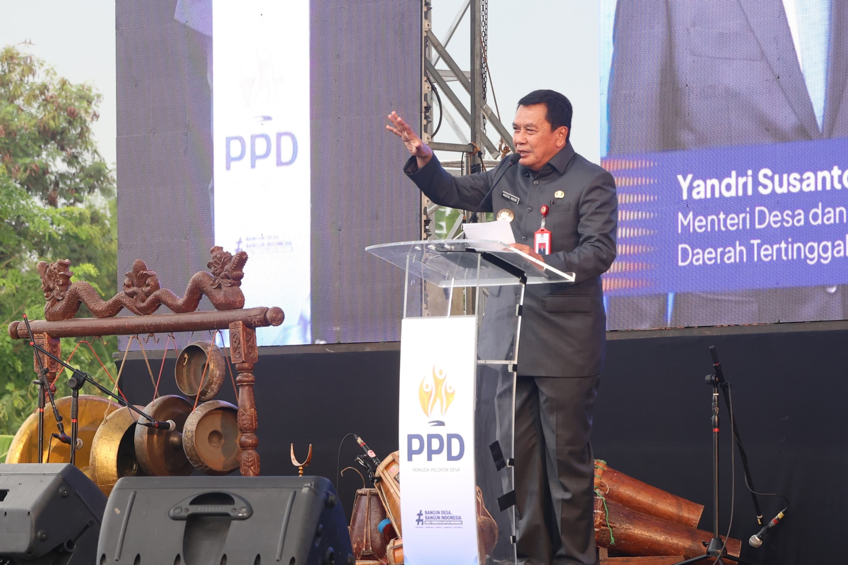 Dampingi Menpora dan Mendes PDT di Apel Pemuda Pelopor Siaga Membangun Desa, Bupati Tangerang: Kita Bangga Jatake Jadi Percontohan Desa Merah Putih!