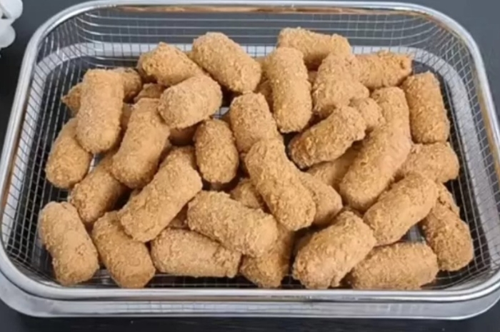 Resep Sosis Crispy Tanpa Tepung Terigu Ini Lagi Viral! Gurih, Garing, dan Cocok Buat Ide Jualan Kekinian