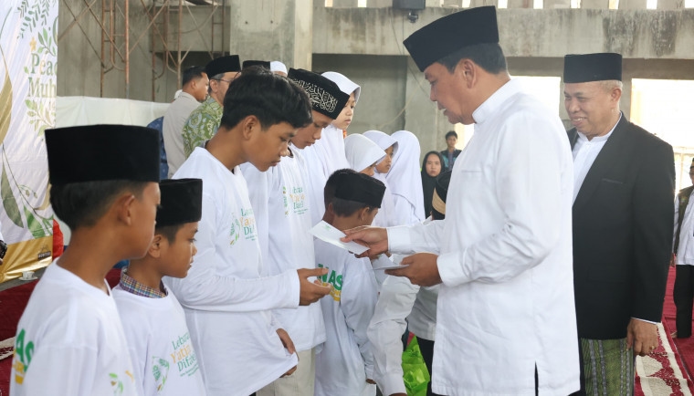 Rayakan Lebaran Anak Yatim 2025: Bupati Maesyal Berikan Santunan di Pagedangan, Wabup Intan di Sepatan, Ini Pesan yang Disampaikan