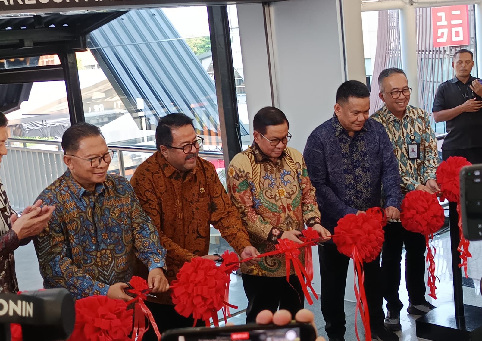 Resmikan Penamaan Stasiun LRT Jakarta Boulevard Utara Summarecon Mall, Pramono Bakal Perbanyak TOD di Jakarta