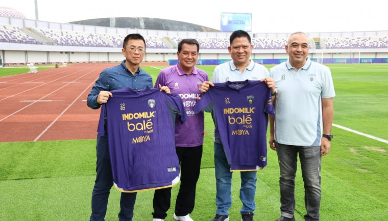 Bersama Presiden Persita Zaki Iskandar, Bupati Tangerang Buka Pendekar Fest 2025 Sekaligus Peluncuran Jersey Baru Persita