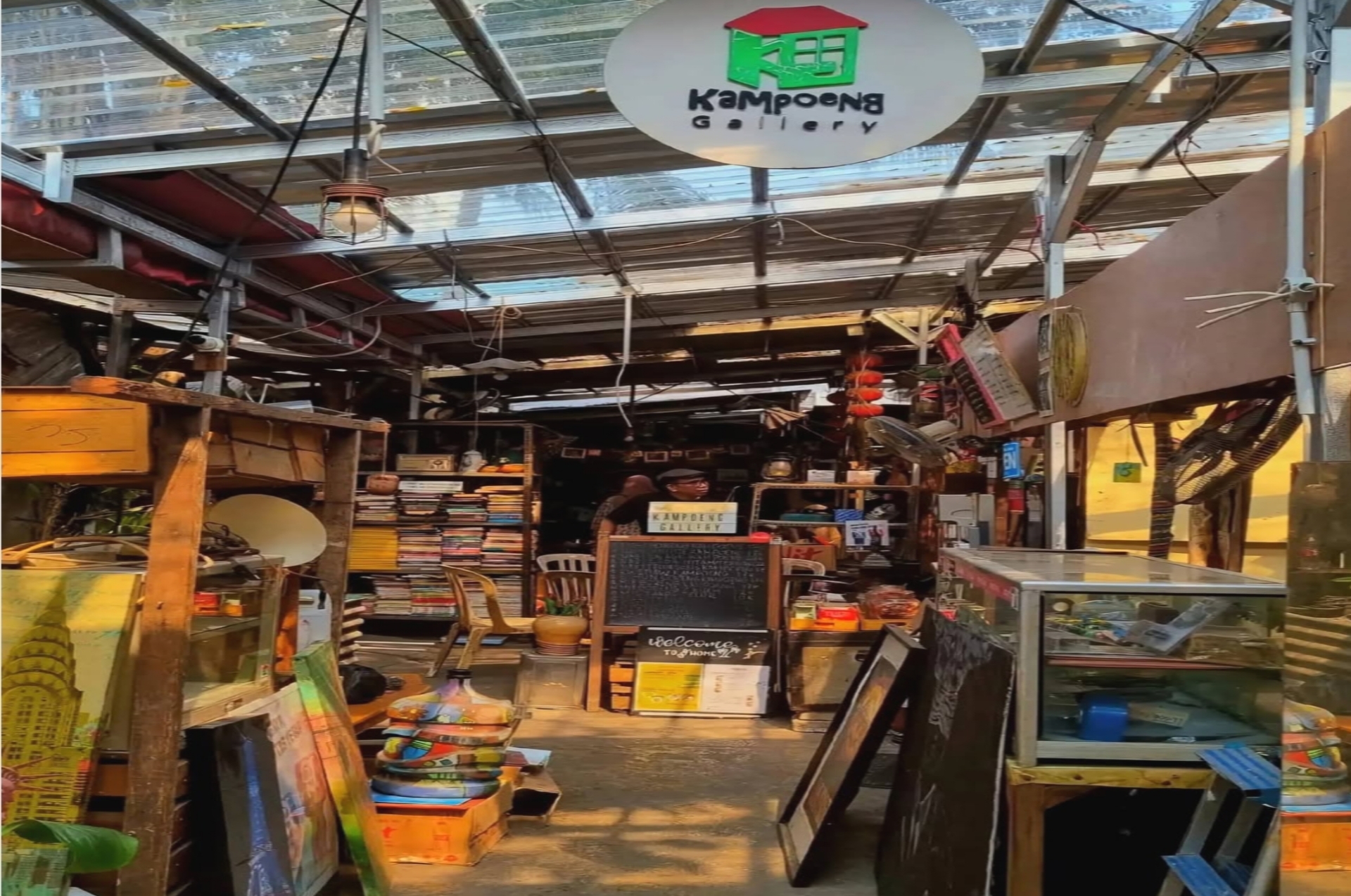 Nostalgia di Kampoeng Gallery, Tempat Nongkrong Unik Bernuansa Vintage di Jakarta Selatan
