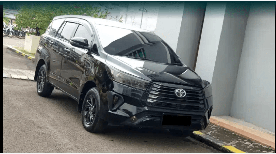Kijang Innova Reborn 2.4 G Diesel 2023 Bekas: Harga Kredit Cuma 360 Juta dengan Bonus Aksesoris Premium!
