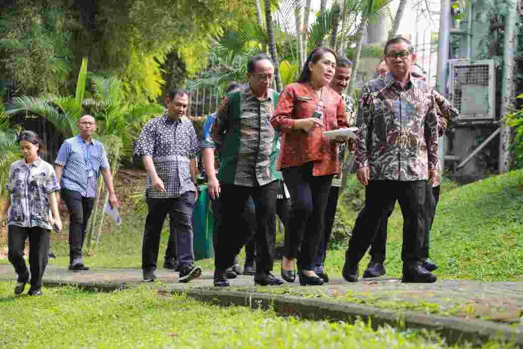 Gubernur Pramono Sebut Taman Bendera Pusaka Jawab Keluhan Warga Soal Banjir dan Polusi, Diharapkan Jadi Model dan Inspirasi Taman Kota Lainnya