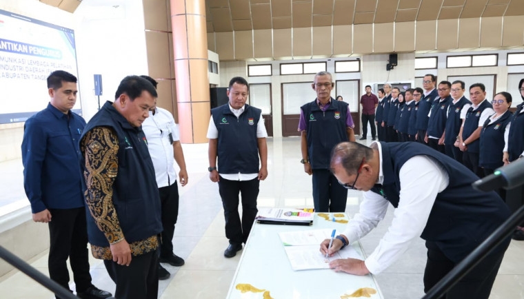 Lantik Pengurus Forum Komunikasi Lembaga Pelatihan Industri, Bupati Maesyal Minta FKLPI Dukung Peningkatkan Mutu SDM Kabupaten Tangerang