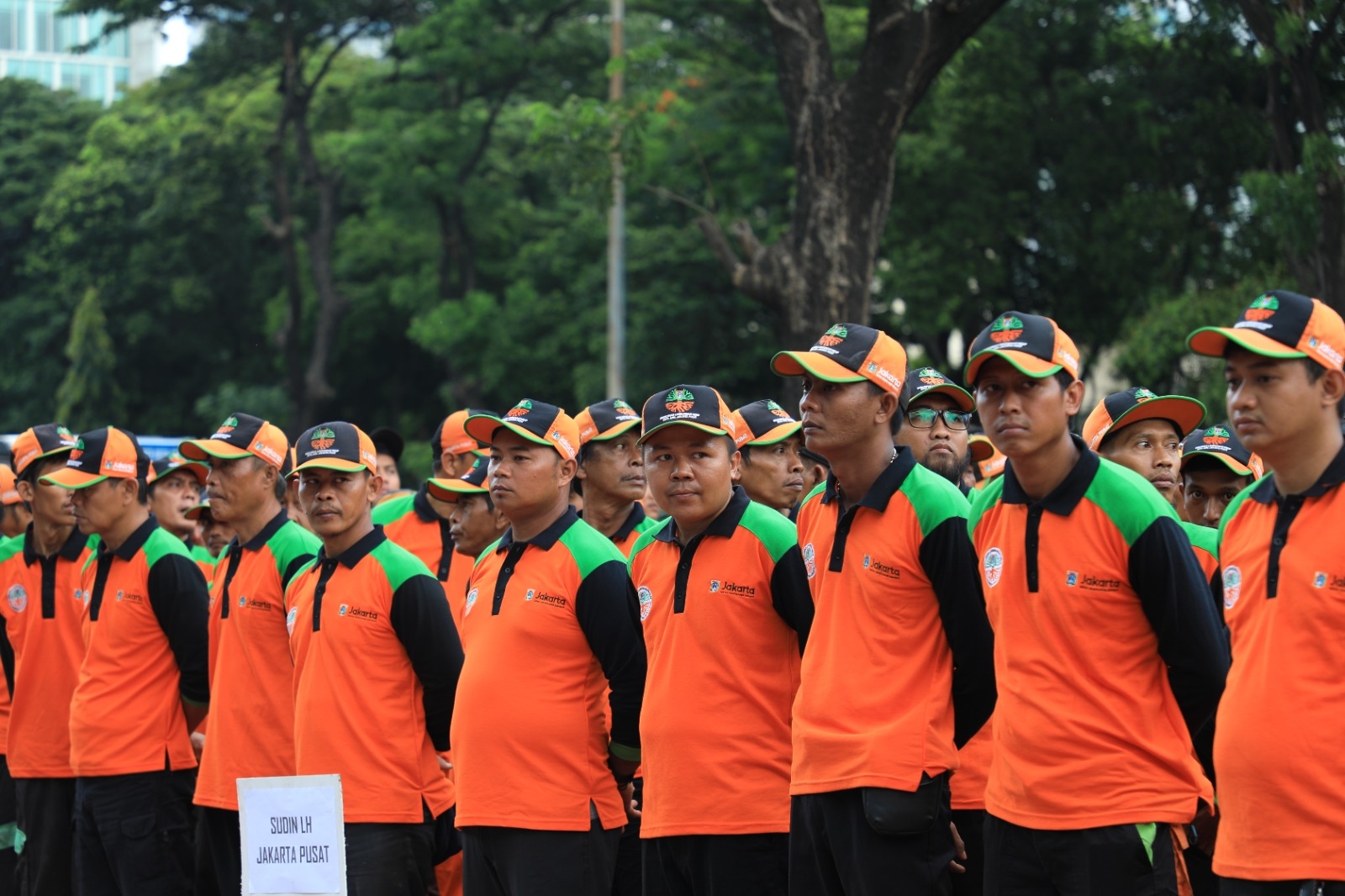 Kawal Kebersihan Jakarta Selama Peringatan HUT RI ke-80, Dinas LH DKI Siapkan 1.800 Petugas Kebersihan