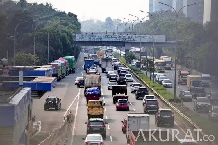 Soal Pemangkasan Trotoar di Jalan TB Simatupang, Gubernur Pramono Klarifikasi: Hanya Gunakan yang Tak Terpakai!