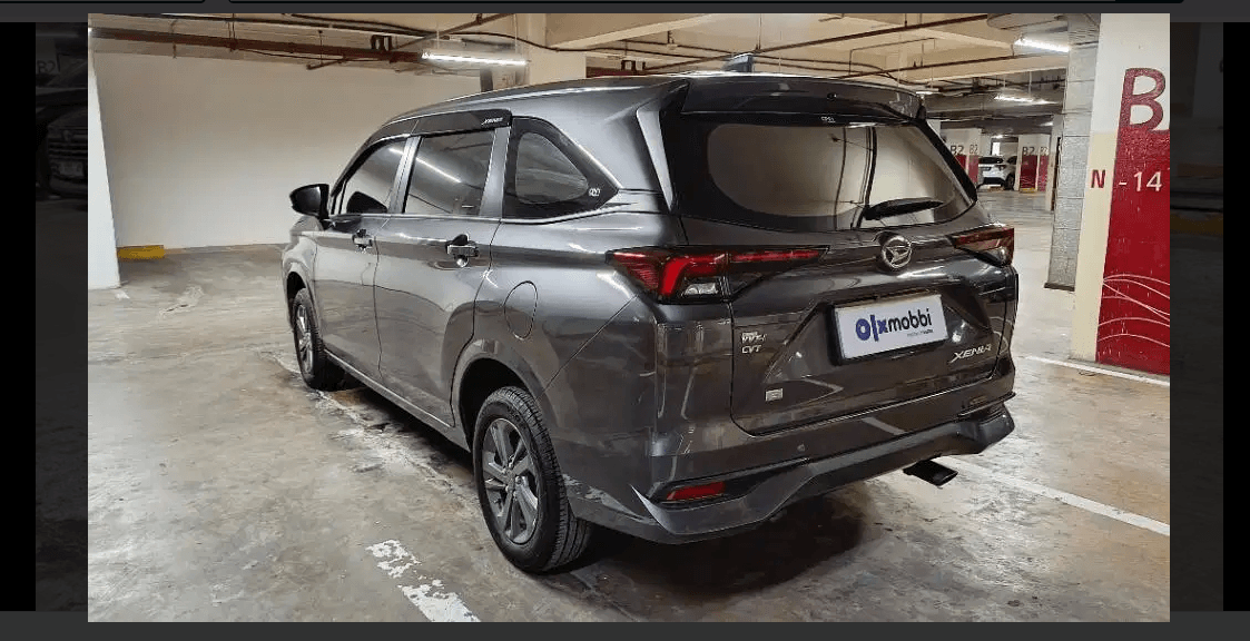 Bawa Pulang dengan DP 10 Juta! Mobil Bekas Daihatsu Xenia R AT 2023 Abu-Abu, Cicilan 59x Cuma Rp5 Jutaan